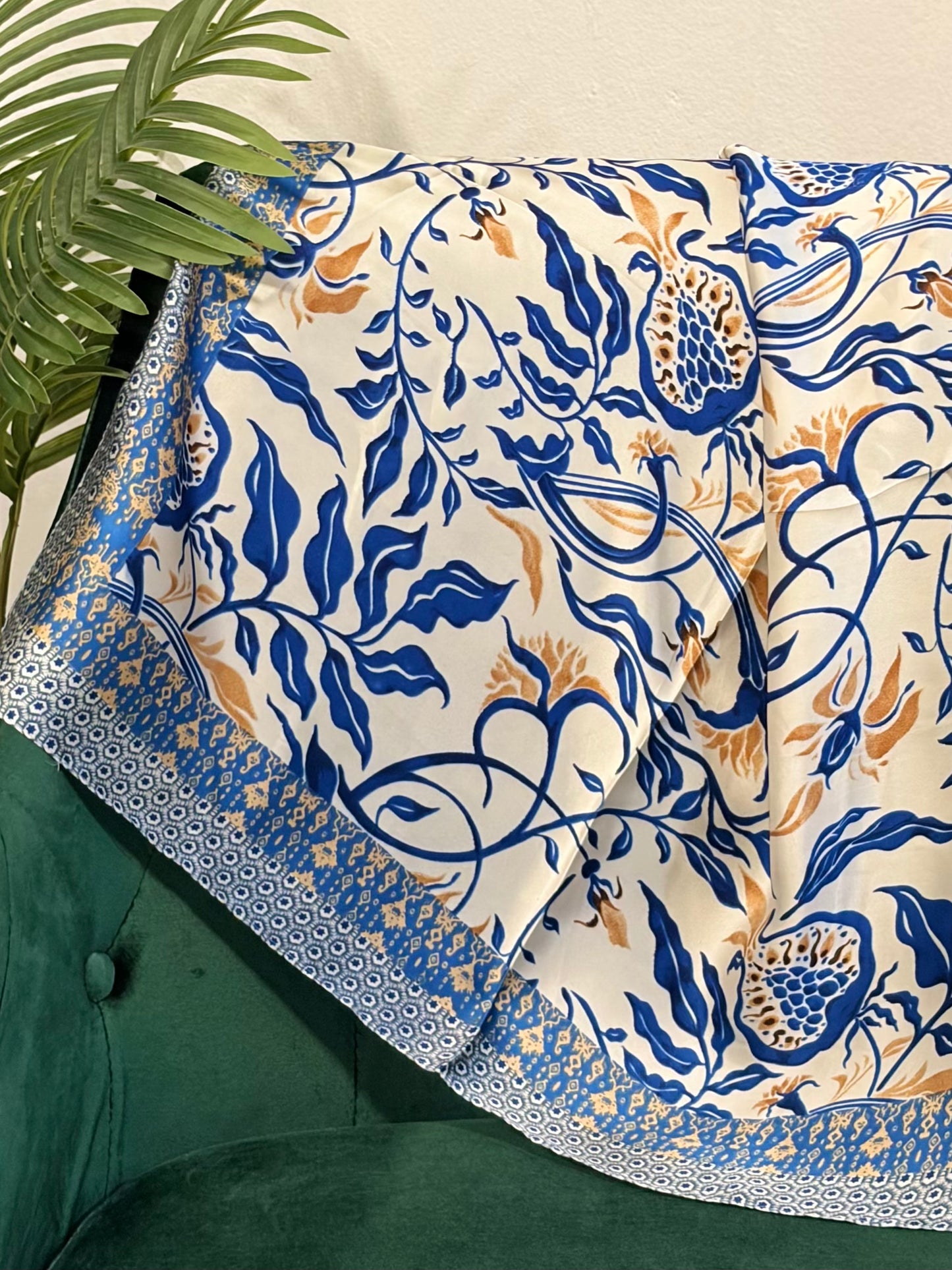 Headscarf | Multiuse Scarf 70 × 70 cm