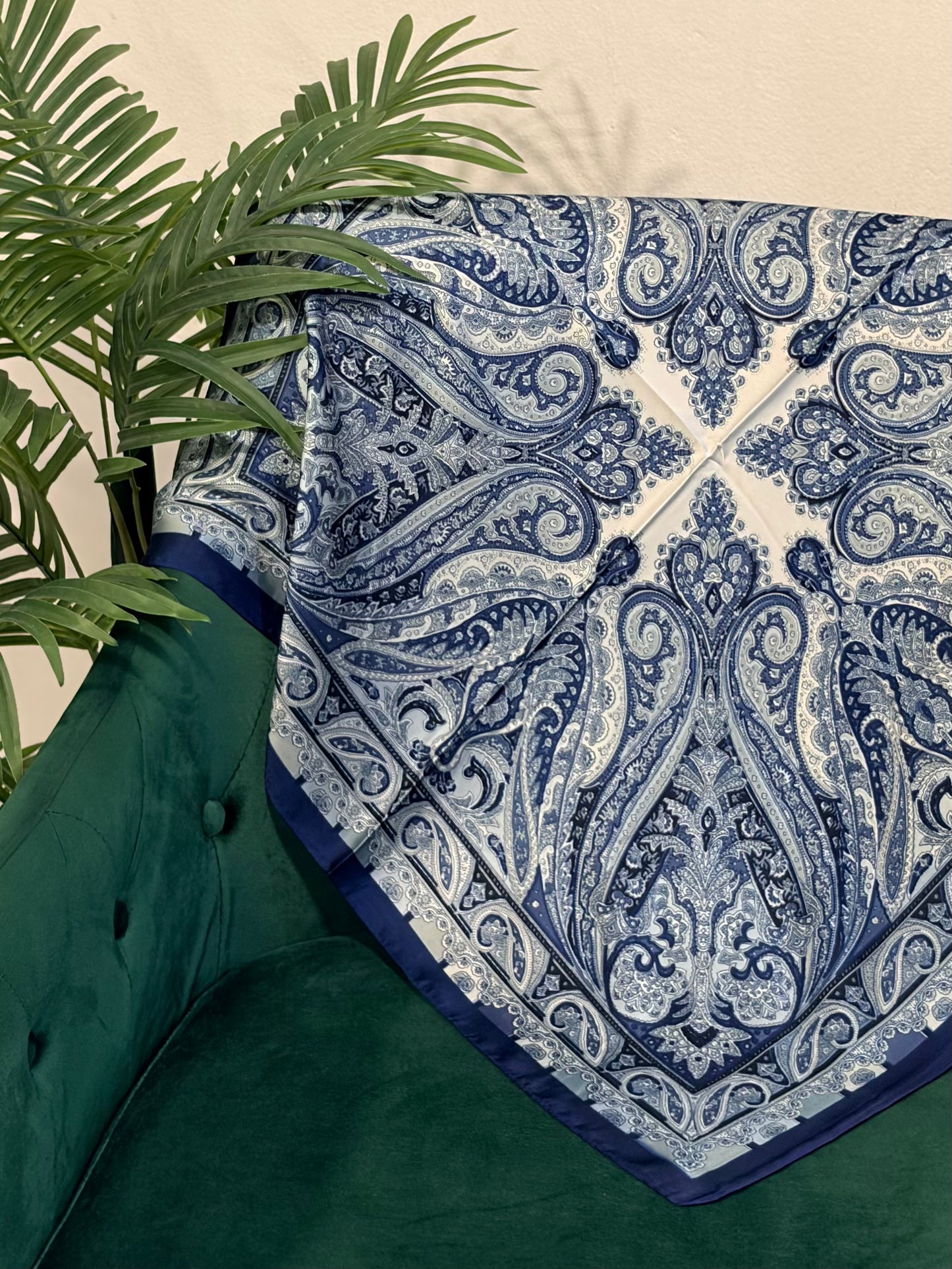 Headscarf | Multiuse Scarf 70 × 70 cm